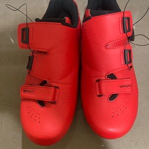 Cycling/ bike shoes
